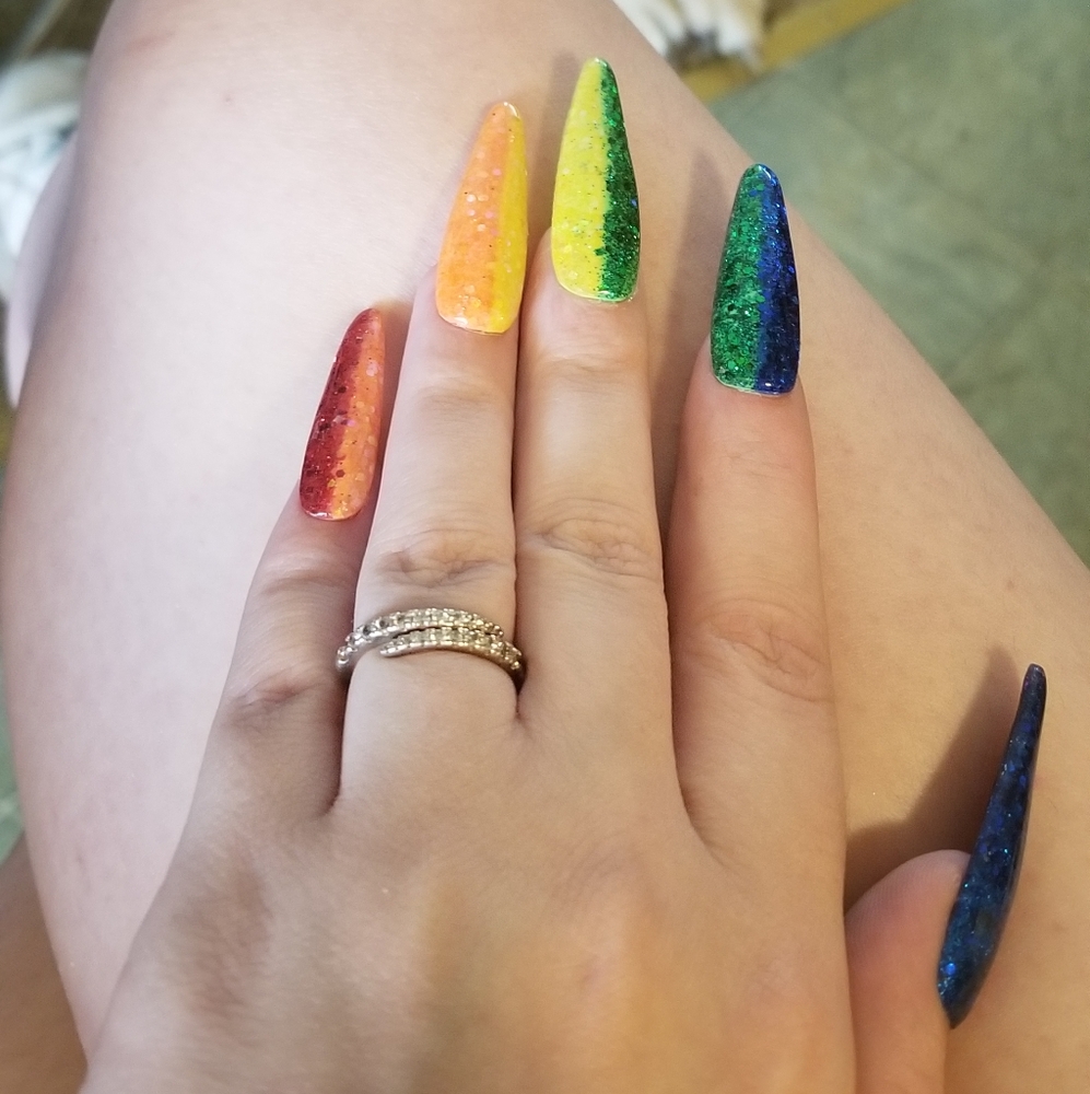 Custome Pride Nails - Picture 2 of 4